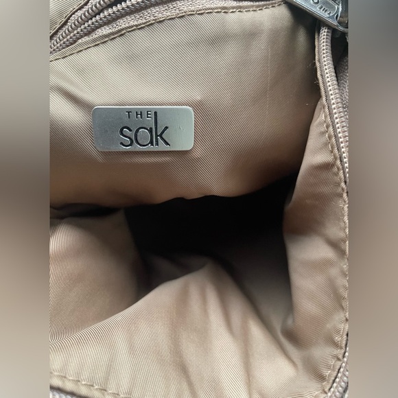 The Sak Crochet Tote Bag Brown Medium Shoulder Straps Purse Inner Pockets Boho - Picture 10 of 10